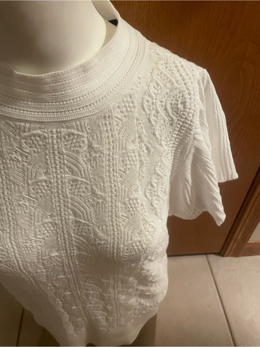 White House Black Market White Textured Knit Short-Sleeve Top, NWOT - Picture 5 of 10